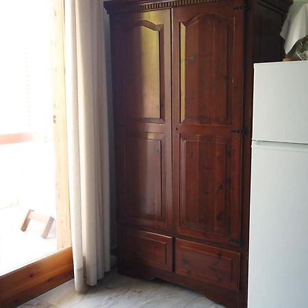 Fistiki Rooms Agia Marina  Екстер'єр фото