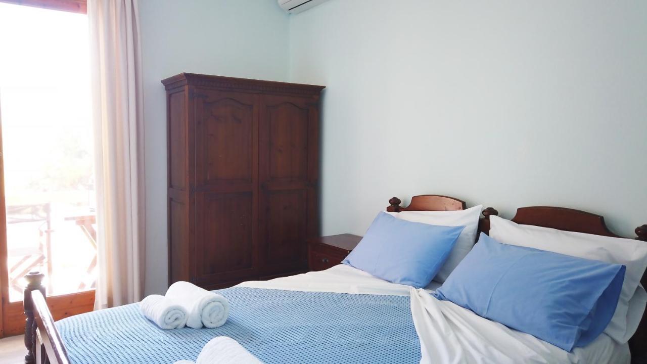 Fistiki Rooms Agia Marina  Екстер'єр фото